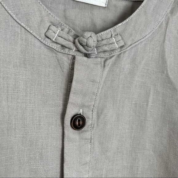 Reverb Gray Linen Feel Top - Picture 5 of 7